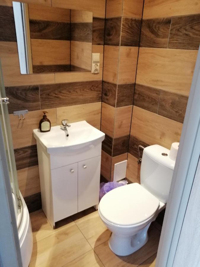Pokoje Goscinne Polo Częstochowa Esterno foto